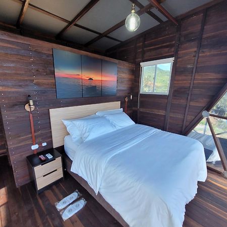 321 Surprise Beach House And Glamping Archibolds Exterior foto
