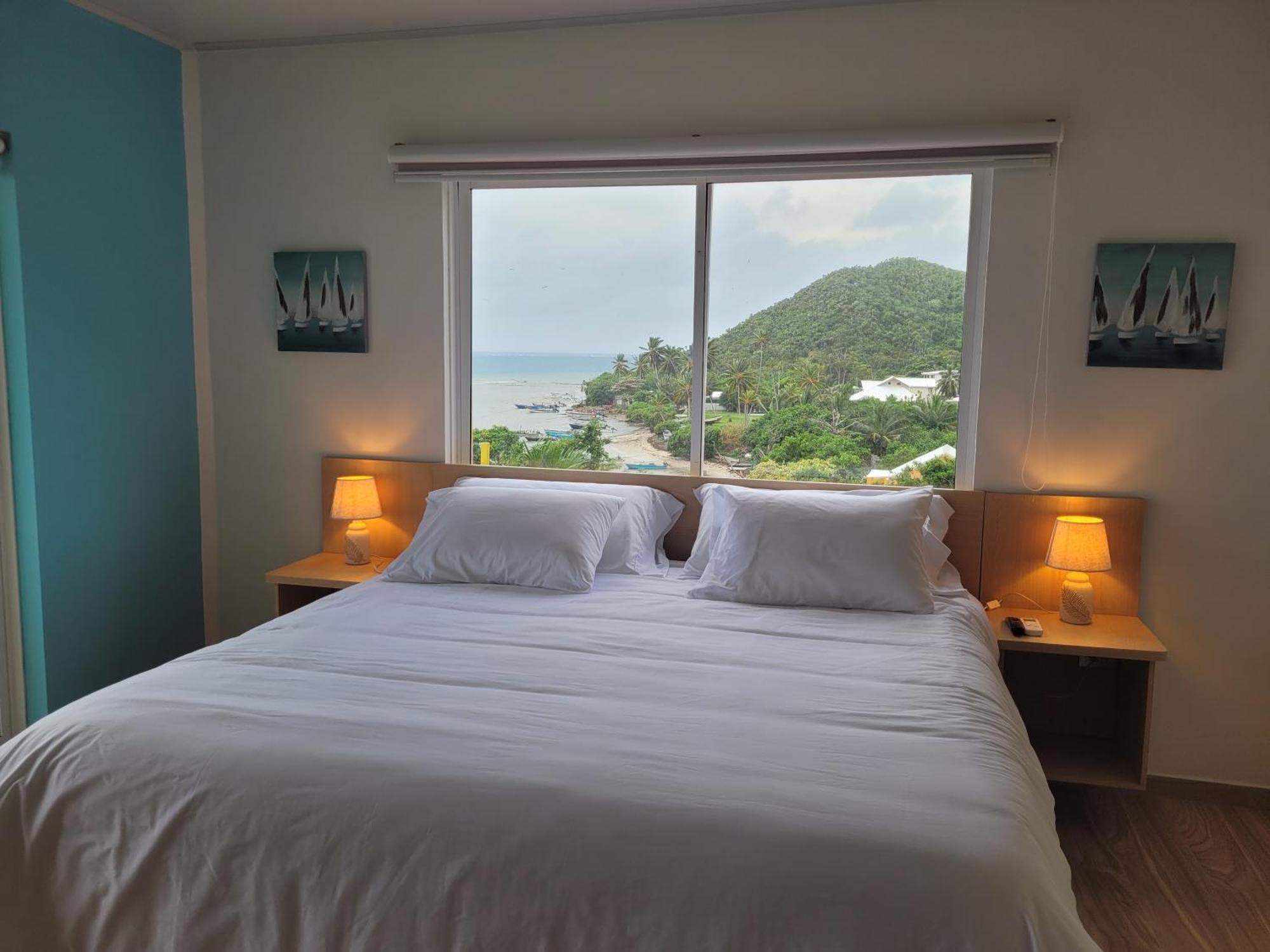 321 Surprise Beach House And Glamping Archibolds Zimmer foto