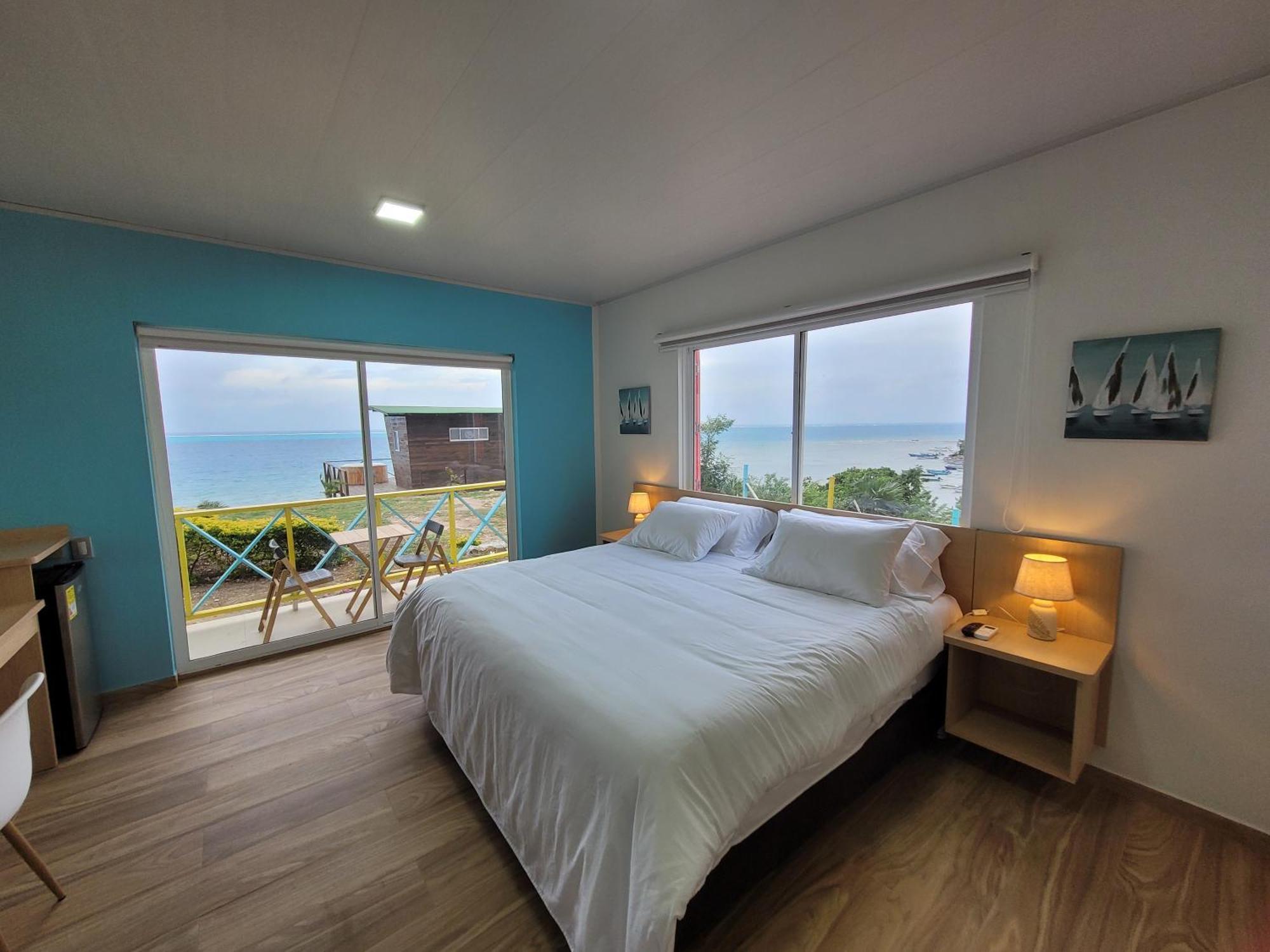 321 Surprise Beach House And Glamping Archibolds Zimmer foto