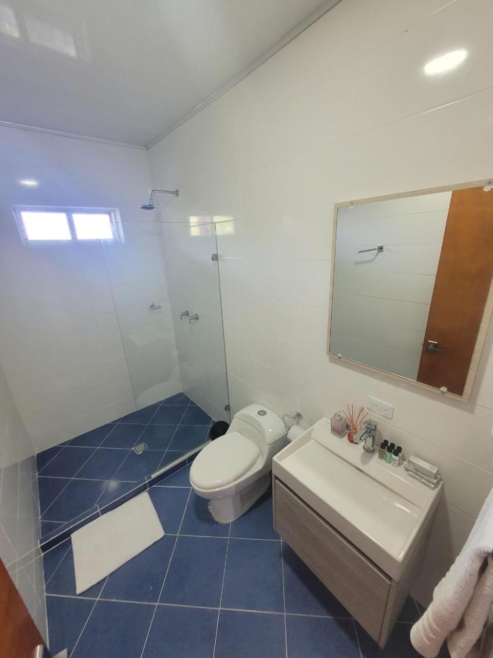 321 Surprise Beach House And Glamping Archibolds Zimmer foto